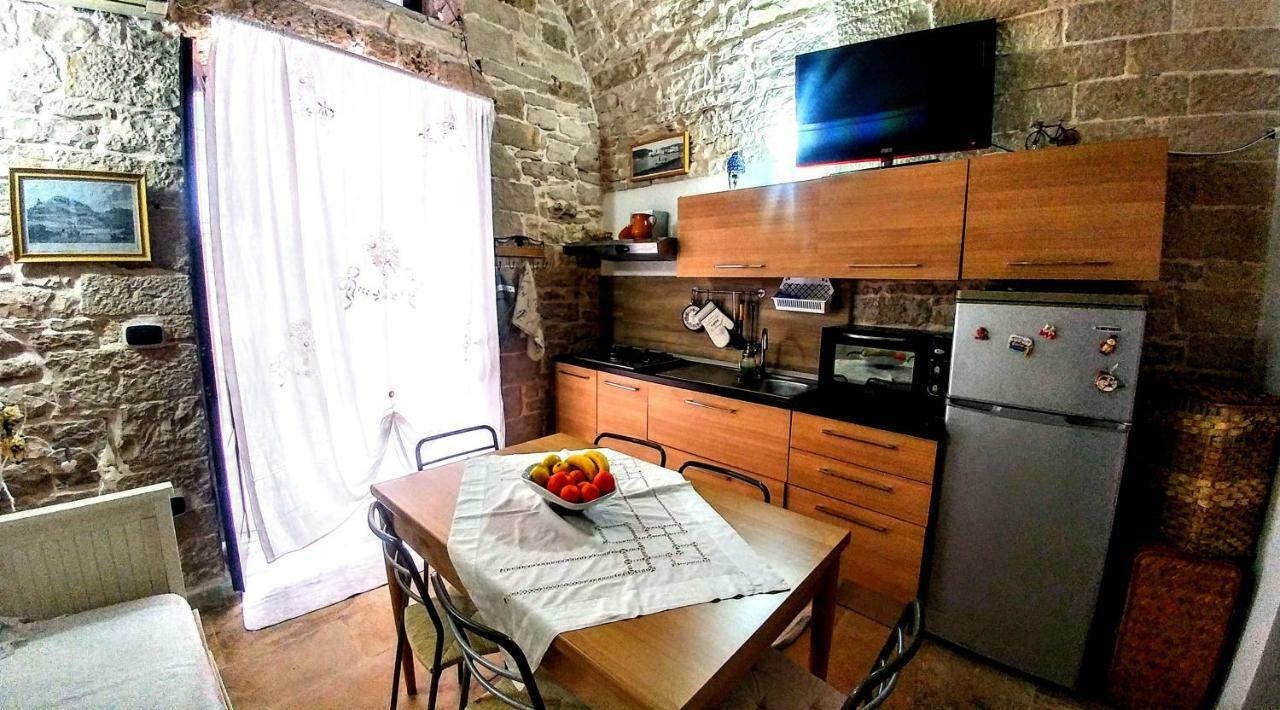 Rubini'S House Hotel Джовинацо Екстериор снимка